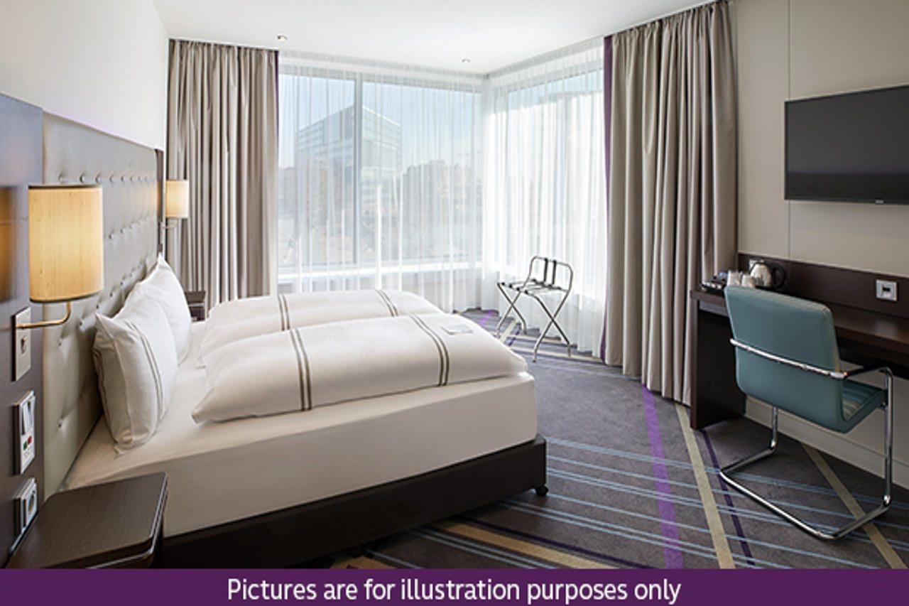 Premier Inn Saarbruecken City Congresshalle Exterior photo