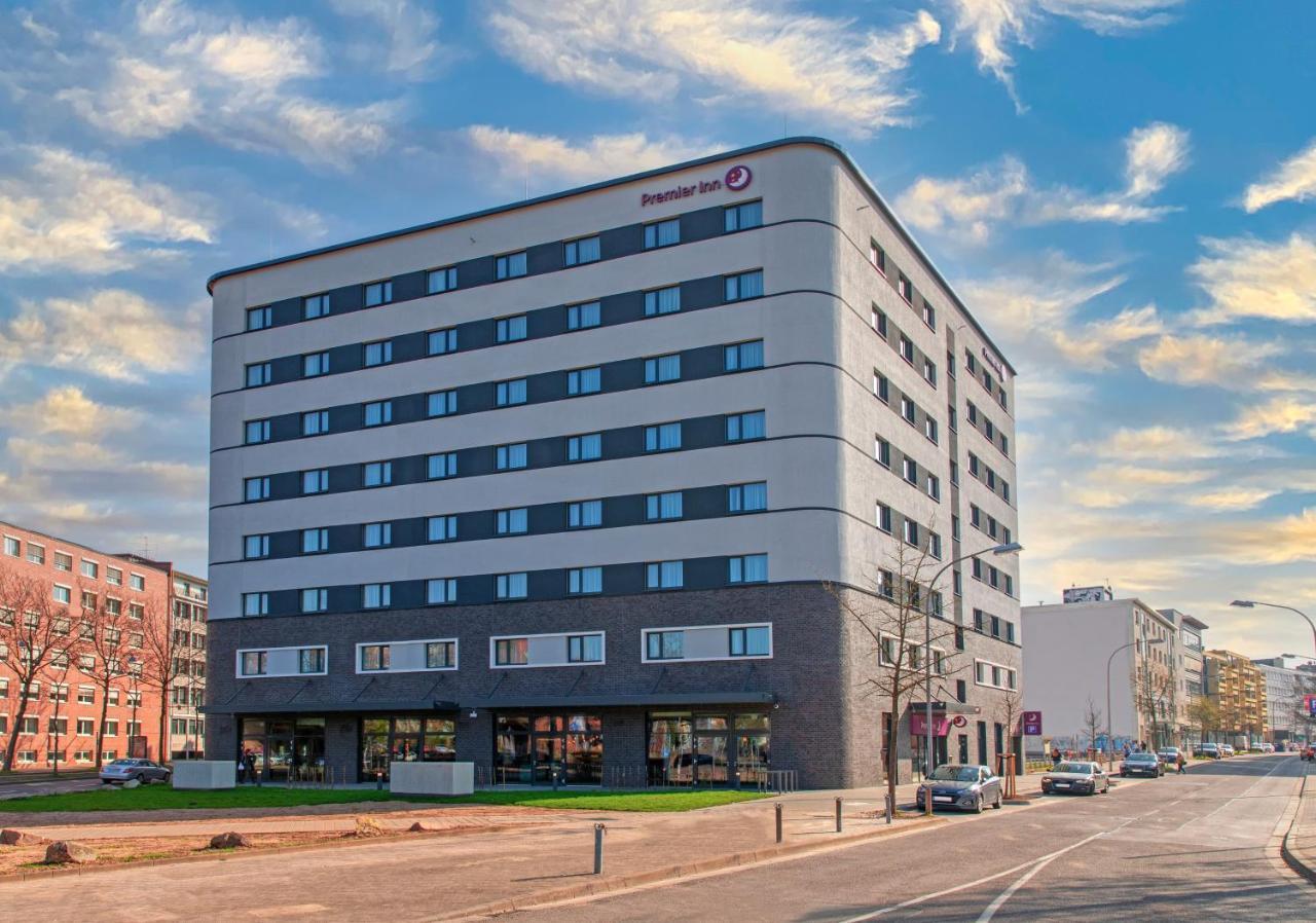 Premier Inn Saarbruecken City Congresshalle Exterior photo